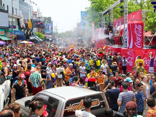 PHUKET TURU SONGRAN SU FESTİVALİ ÖZEL