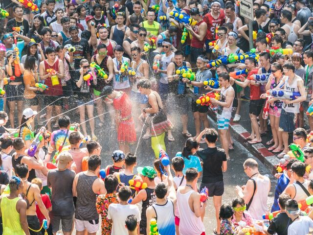 PHUKET TURU SONGRAN SU FESTİVALİ ÖZEL