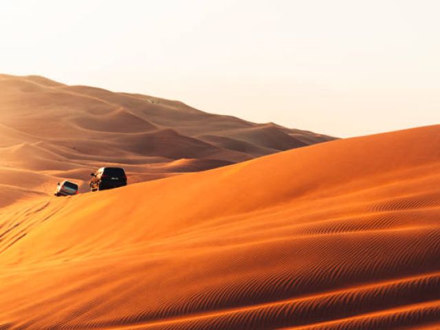 DUBAİ TURU Ajet ile 4 gece + Vize de dahil