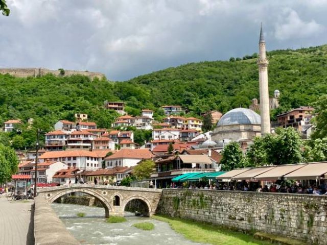 FIRSAT KOSOVALI VİZESİZ BAŞTANBAŞA BALKANLAR A Jet Havayolları ile Vizesiz / Her Çarşamba Kesin Hareket / Seyahat Sağlık Sigortası Hediye