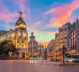 Maxi İspanya Endülüs Turu Türk Havayolları ile 7 Gece 8 Gün BCN-MAD FL001